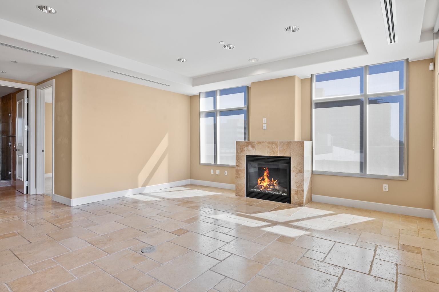 2211 E Camelback Road Unit 604