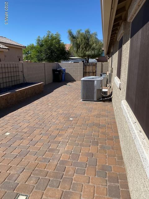 2039 E SADDLEBROOK Road