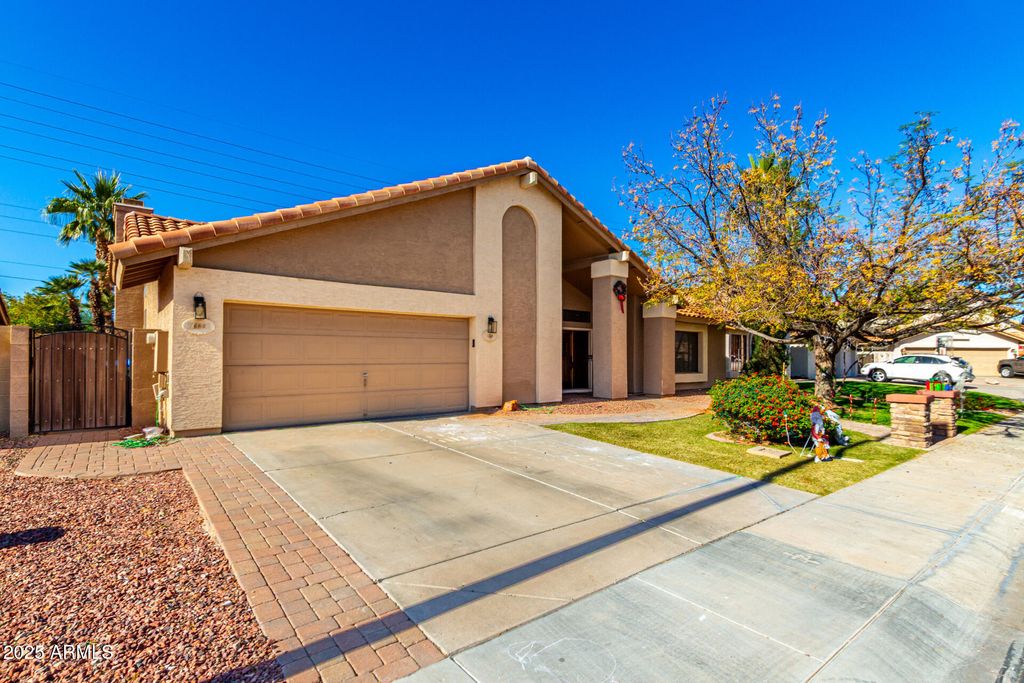 Photo of 650 S Bay Drive, Gilbert, AZ 85233 (MLS # 6959433)