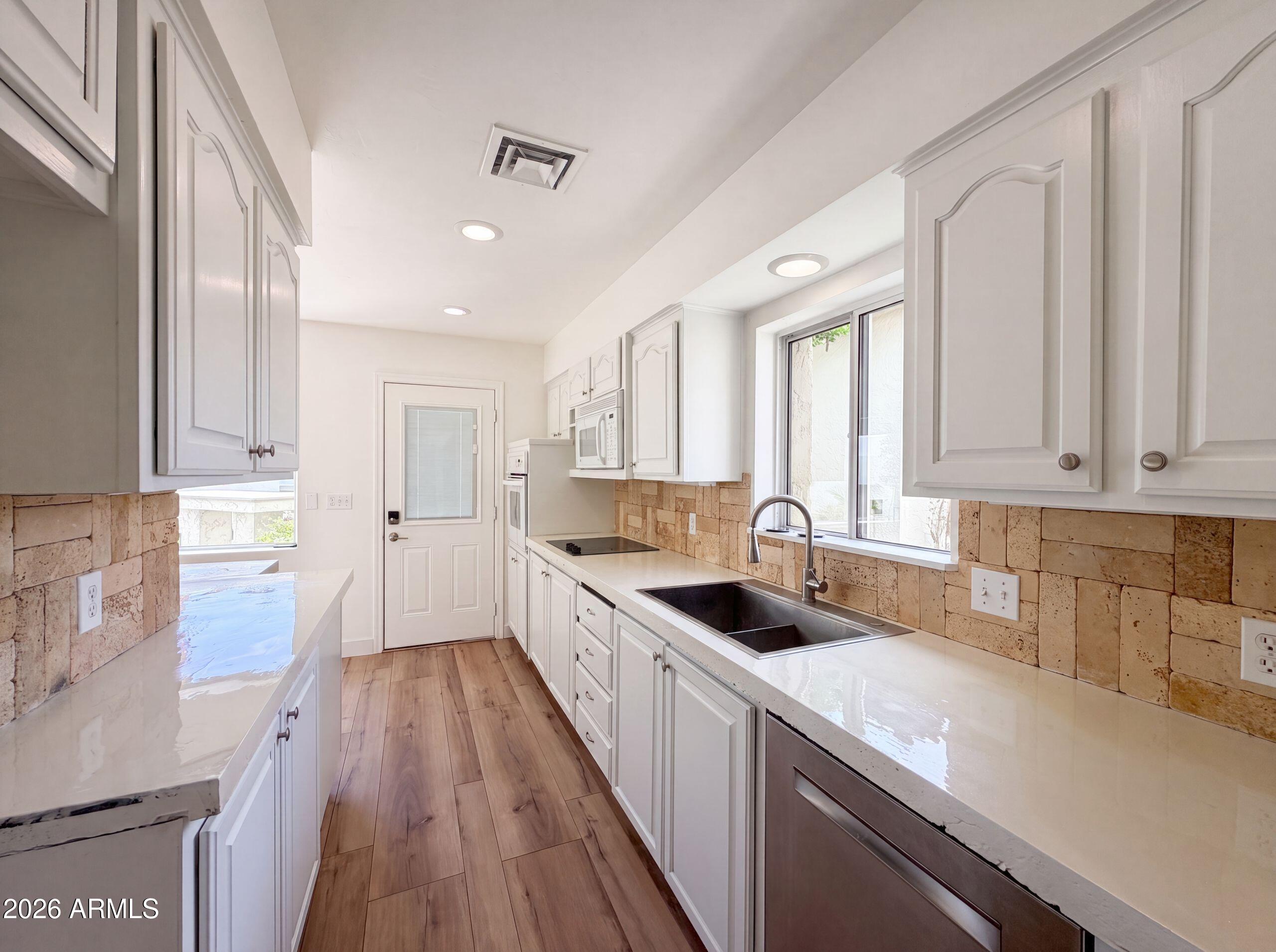 5341 N QUESTA TIERRA Drive