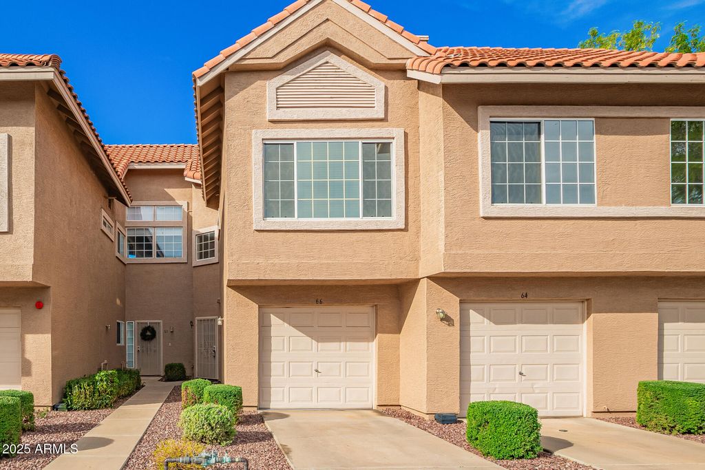 Photo of 1633 E Lakeside Drive #66, Gilbert, AZ 85234 (MLS # 6952155)