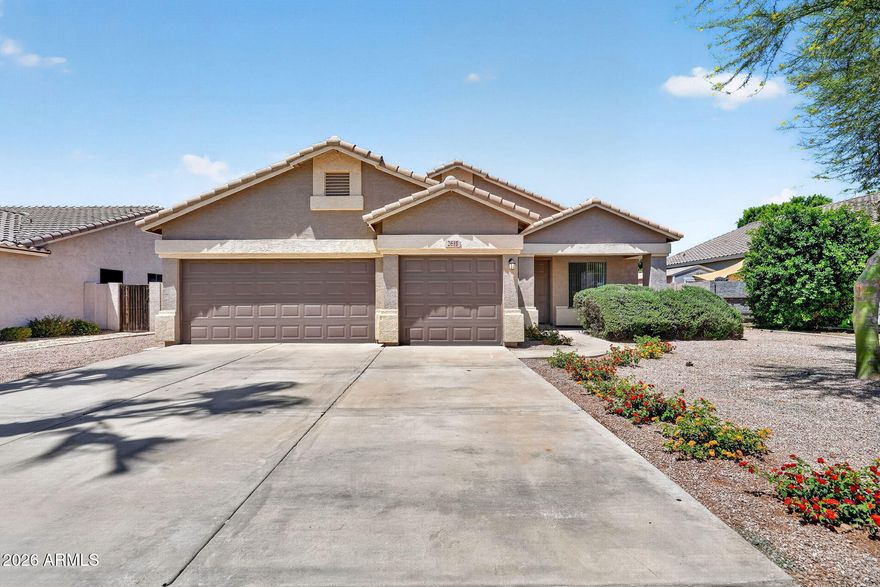 Located in a desirable Gilbert community, this beautifully updated 4 bedroom, 2 bathroom home features an open floorplan and thoughtful design throughout. Fresh landscaping updates and a spacious 3 car garage create inviting curb appeal. Inside, enjoy spacious gathering areas, brand new carpet, stunning new quartz kitchen countertops, brand new stainless steel appliances, a kitchen island, and pantry. The primary suite offers dual vanities, a separate tub and step in shower, and a walk in closet. Enjoy outdoor living under the covered patio overlooking the spacious backyard. Community amenities include biking and walking paths plus a children's playground. Do not miss this amazing Gilbert property.