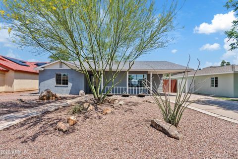 818 W EARLL Drive Phoenix AZ 85013