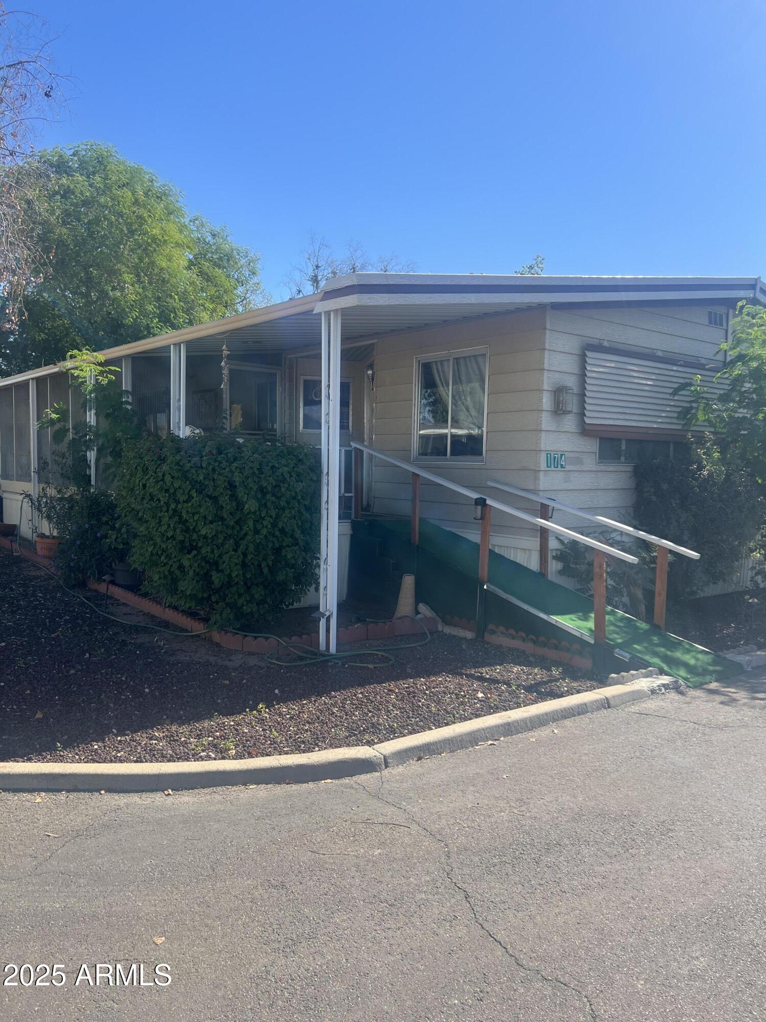 8601 N 71 Avenue 174