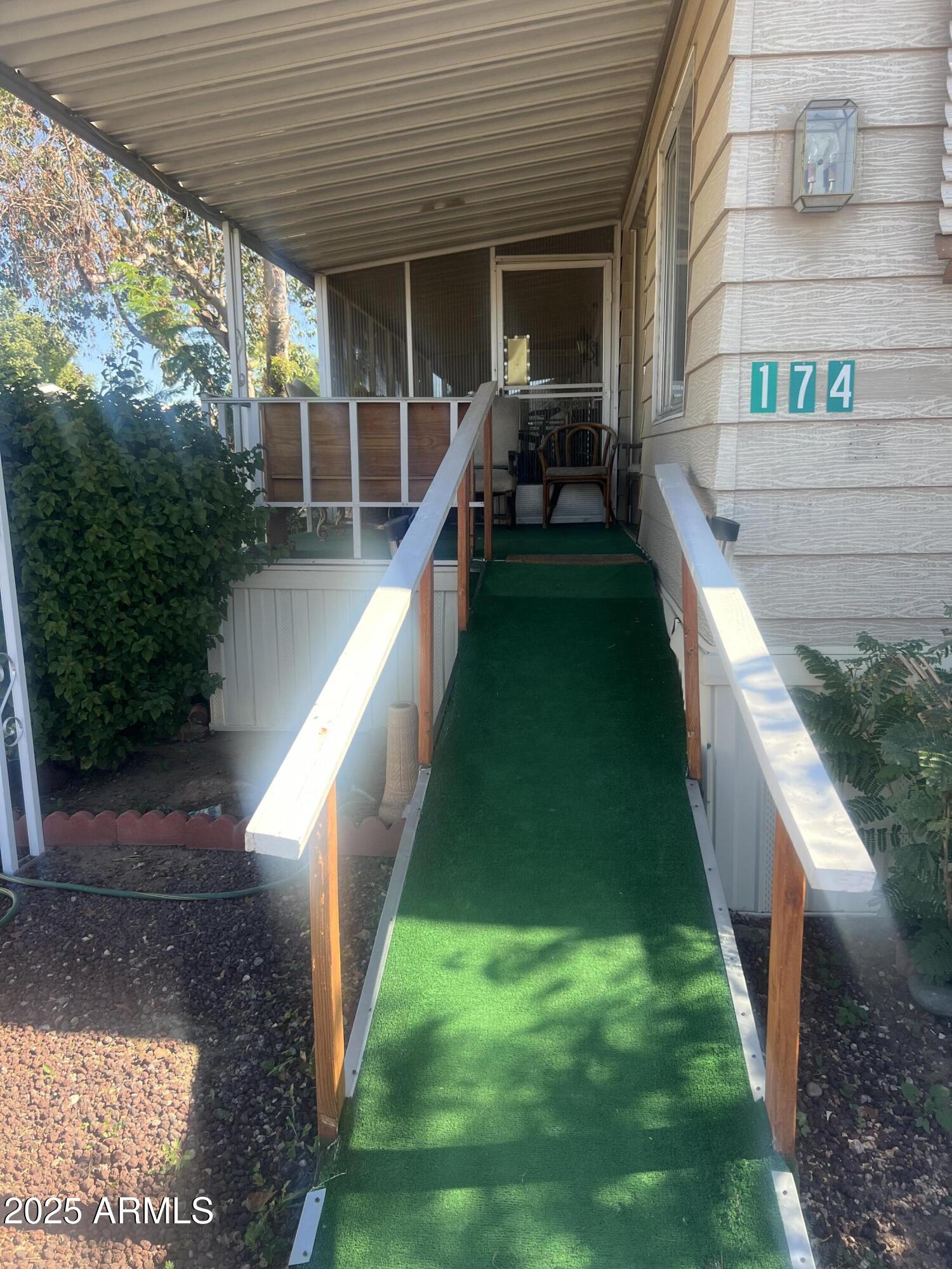 8601 N 71 Avenue 174