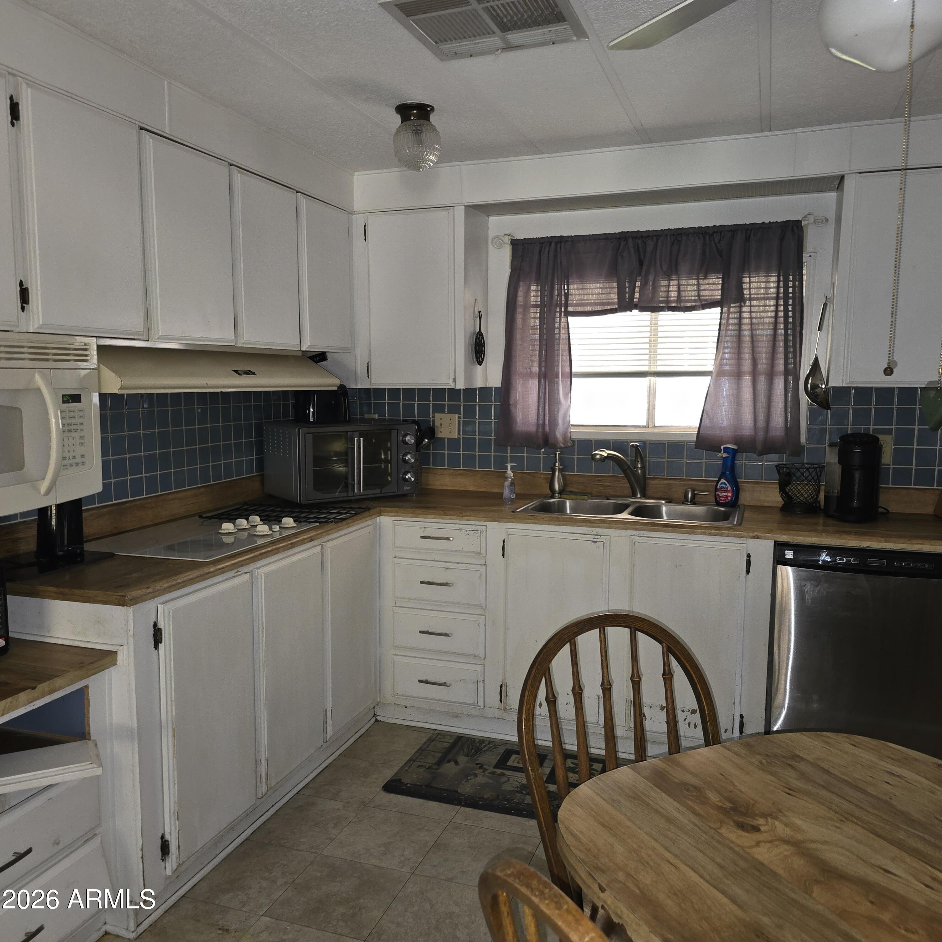 6942 W OLIVE Avenue 88