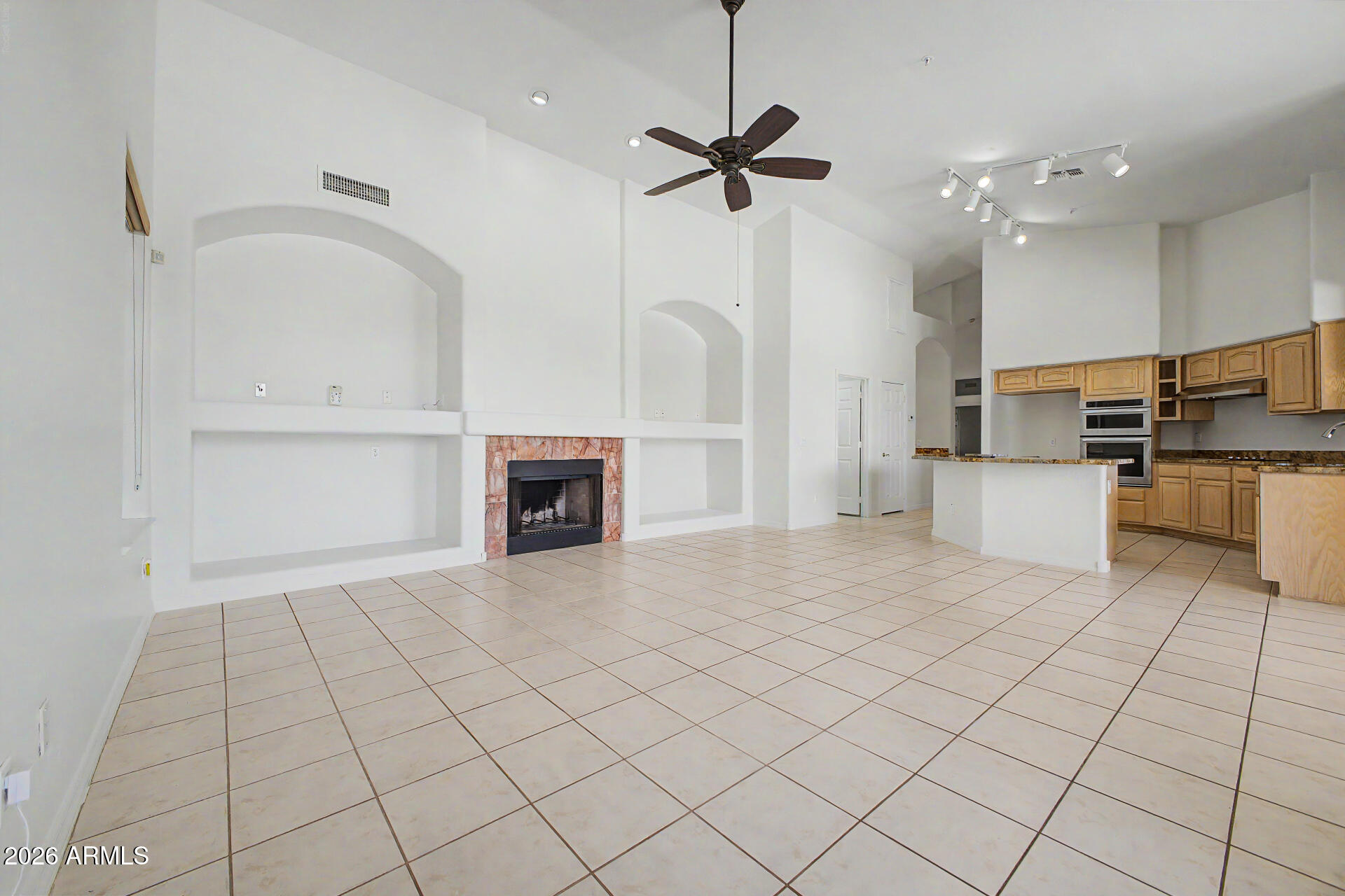 ECHO RIDGE UNIT 2 AT TROON NORTH LOT 99-189 TR L-R - Residential