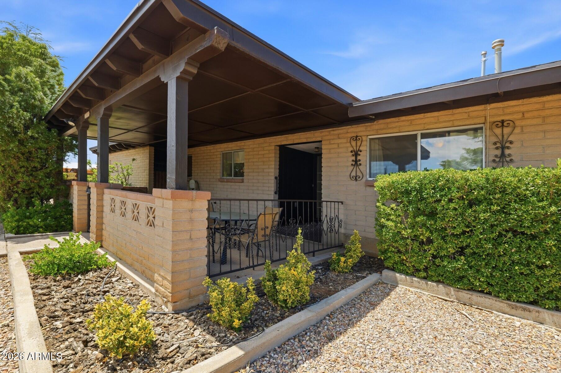 1953 GOLF LINKS Road