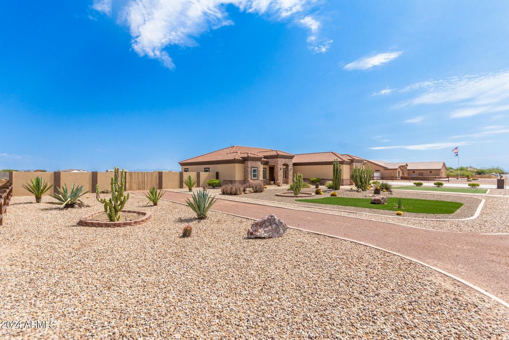 Photo of 6786 W Gelding Lane, Coolidge, AZ 85128 (MLS # 6979928)