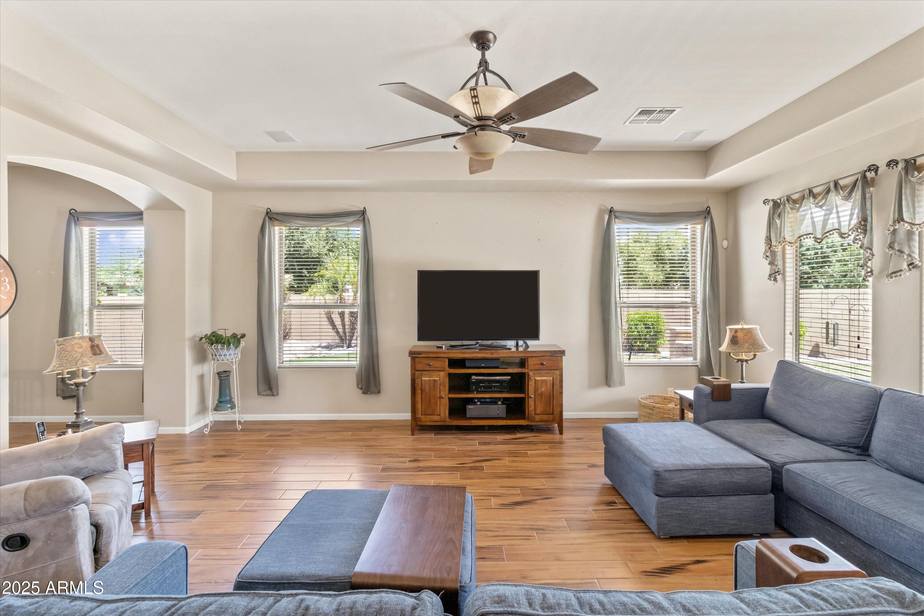 3225 E CARDINAL Court