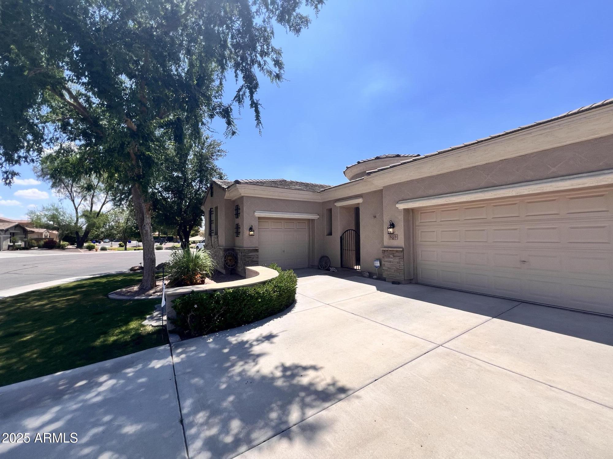 3225 E CARDINAL Court