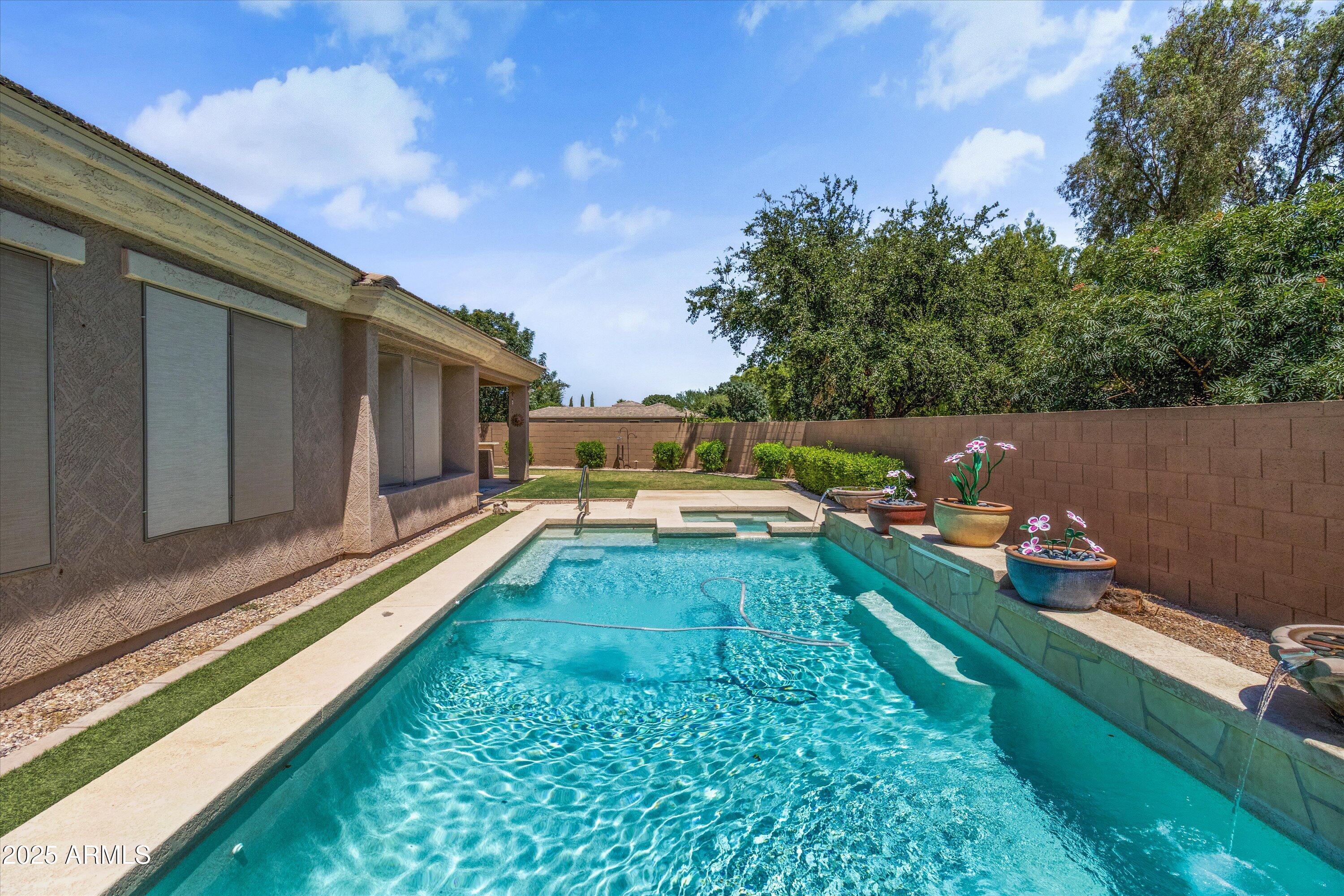 3225 E CARDINAL Court