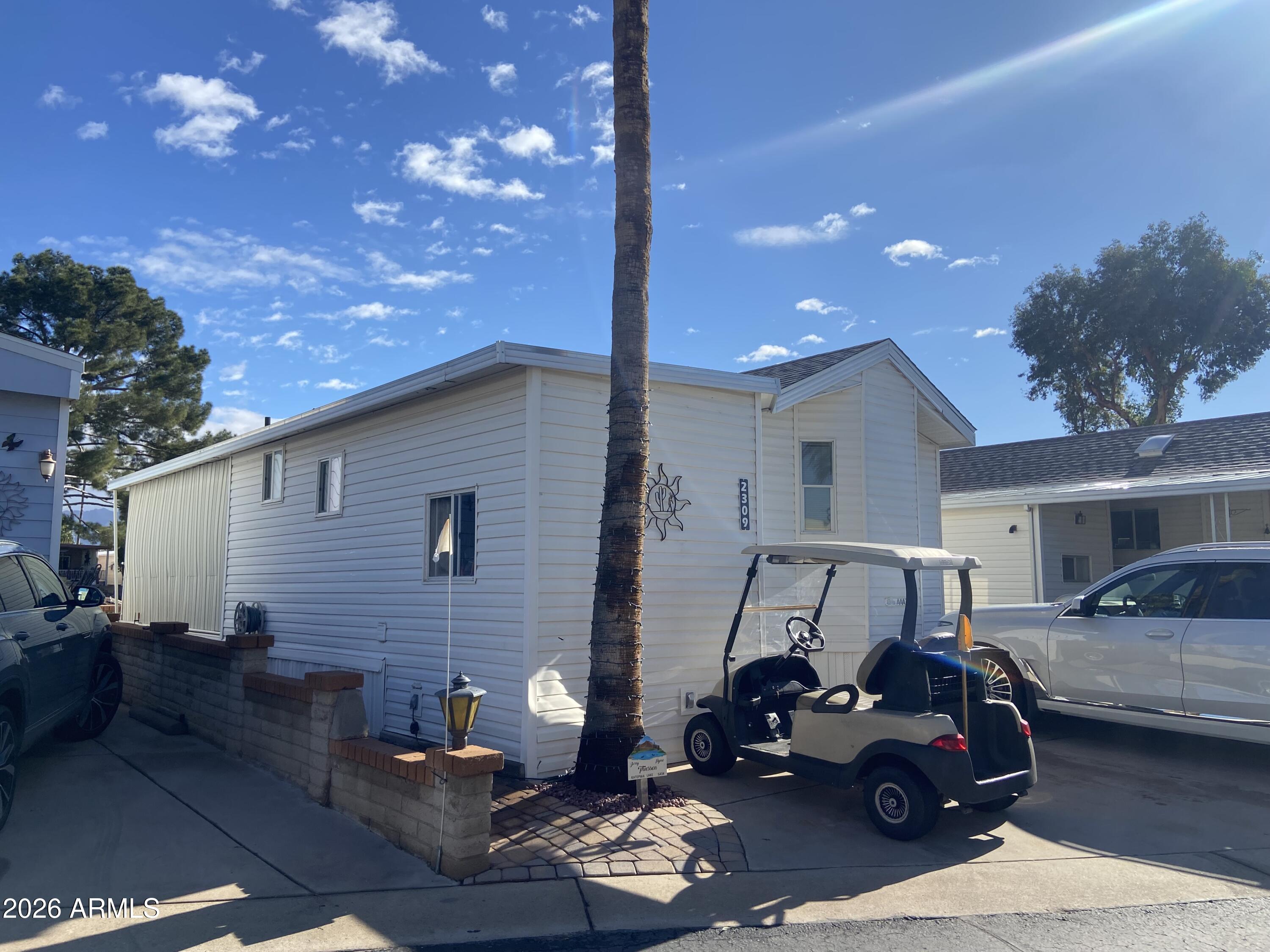 2309 S SEMINOLE Drive