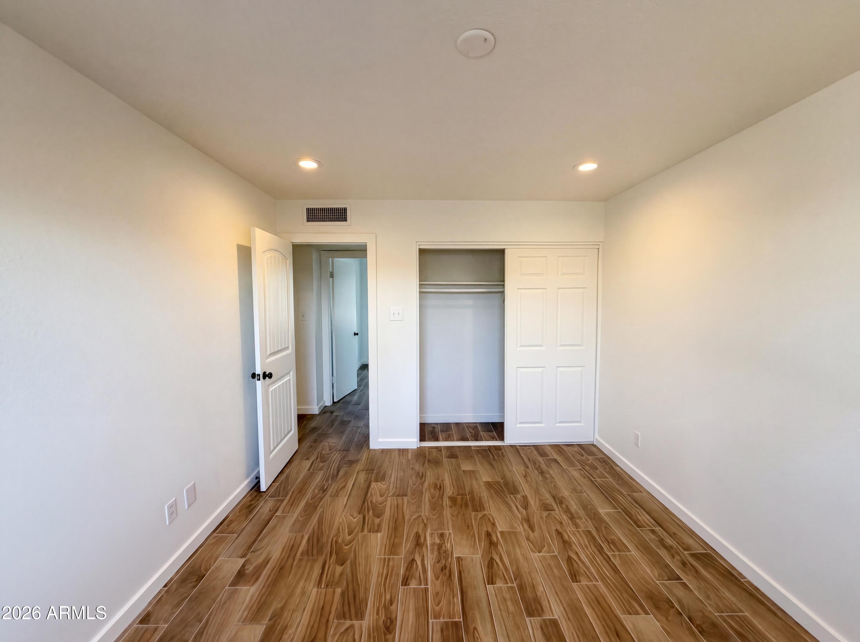 3339 W COUNTRY GABLES Drive