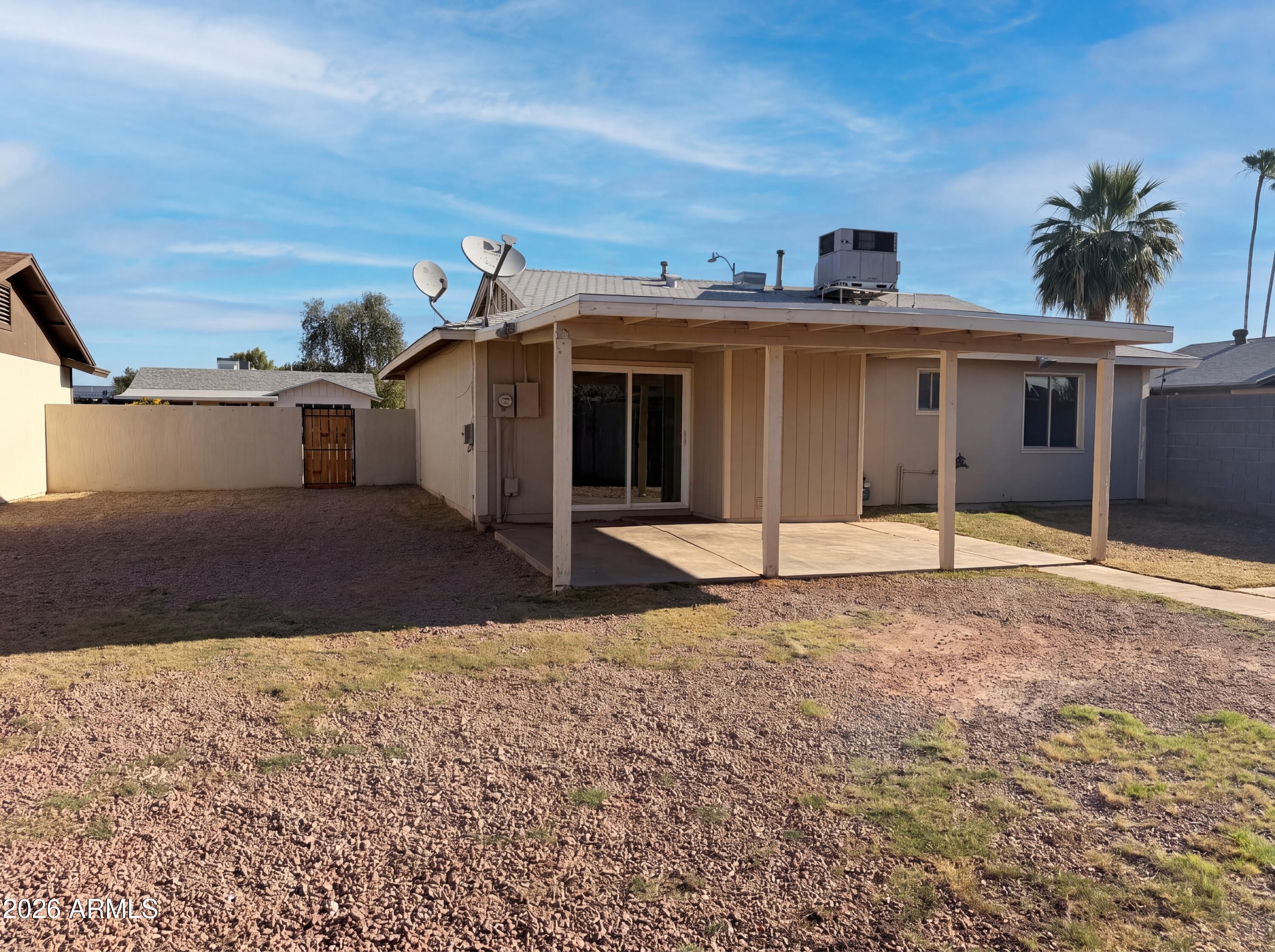 3339 W COUNTRY GABLES Drive