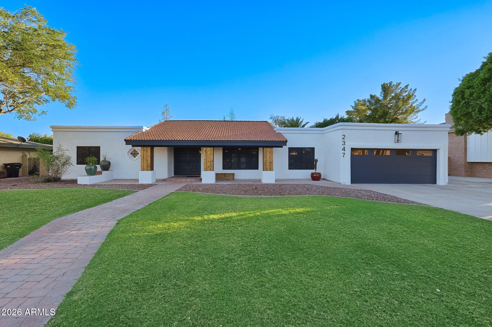 2347 E JASMINE Street