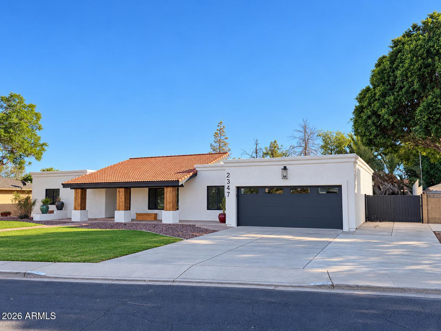 2347 E JASMINE Street