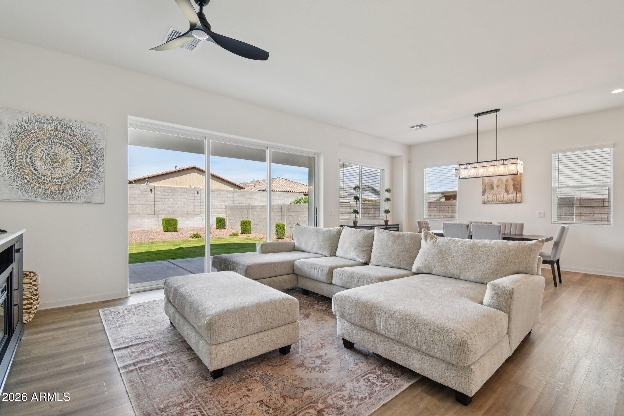 19742 W TURNEY Avenue