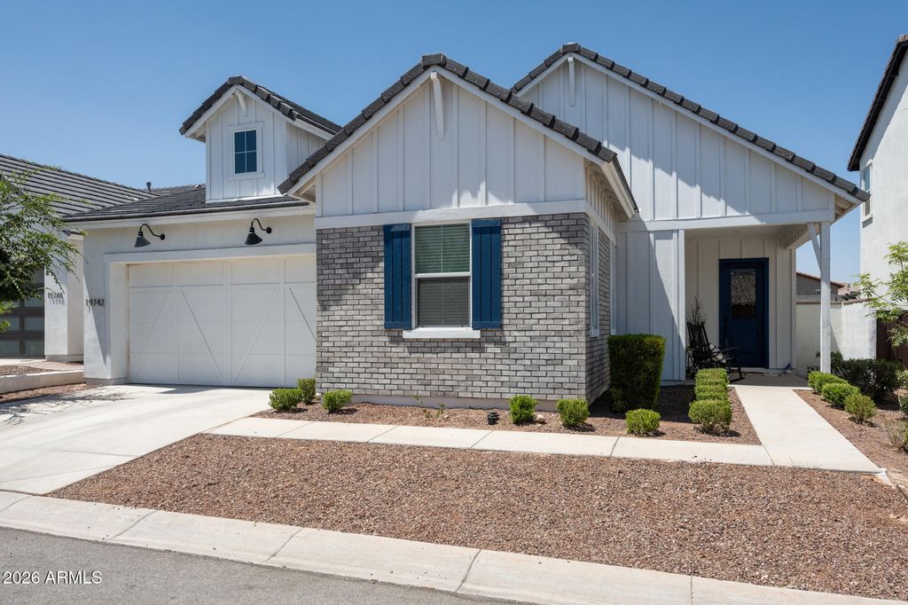 Photo of 19742 W Turney Avenue, Litchfield Park, AZ 85340 (MLS # 7001801)