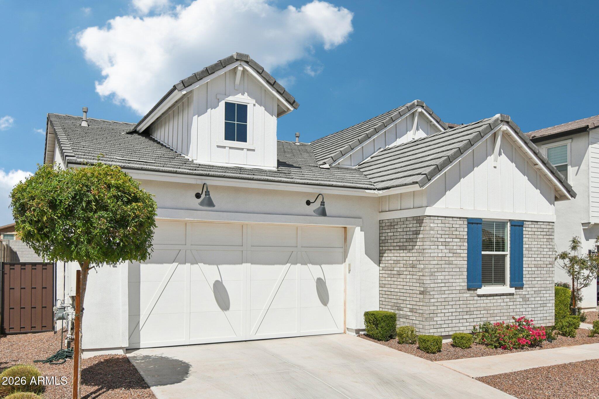 19742 W TURNEY Avenue