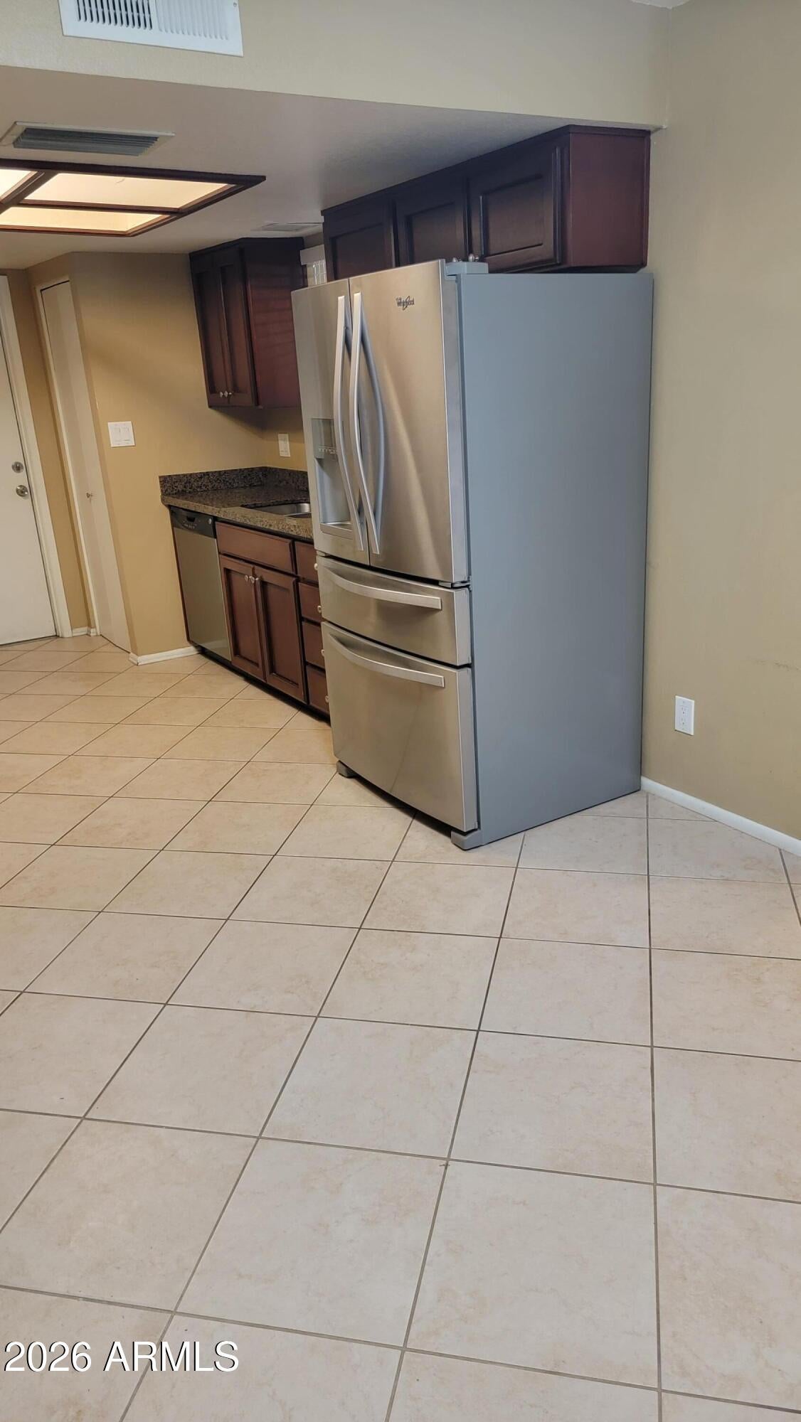 3345 E UNIVERSITY Drive 74
