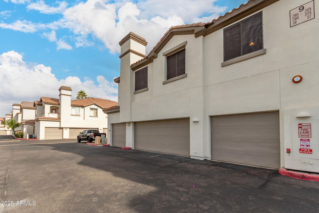 Photo of 2992 N Miller Road #218A, Scottsdale, AZ 85251 (MLS # 6948843)