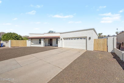 10212 S 44TH Way Phoenix AZ 85044
