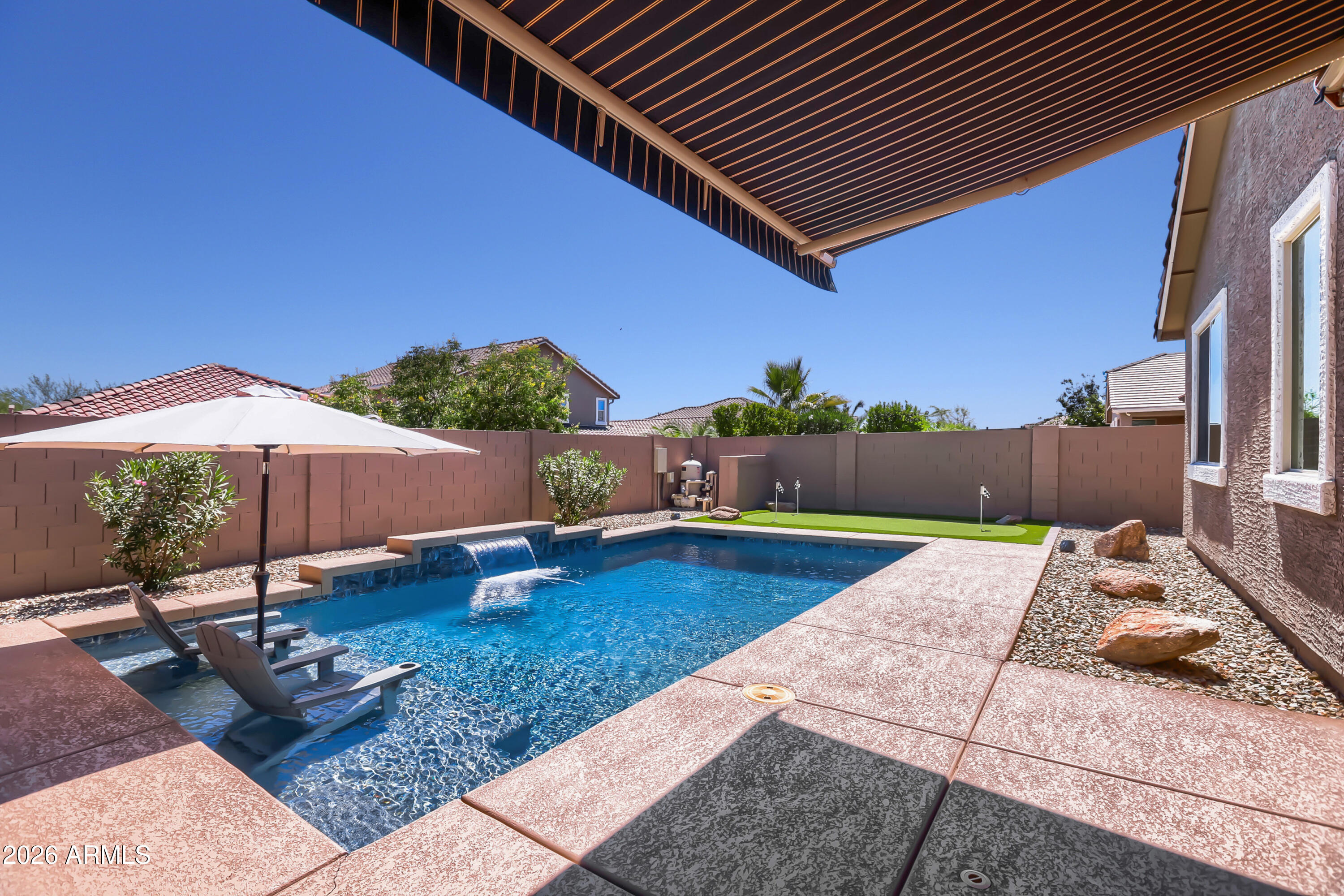 7633 W WHITEHORN Trail