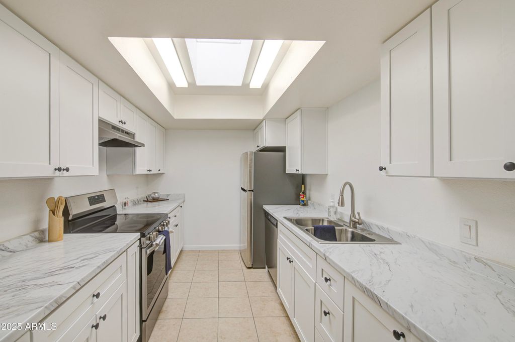 Photo of 712 S Lebanon Lane, Tempe, AZ 85288 (MLS # 6940845)