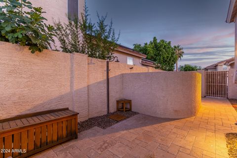 Single Family Residence in Glendale AZ 6334 TONOPAH Drive 38.jpg