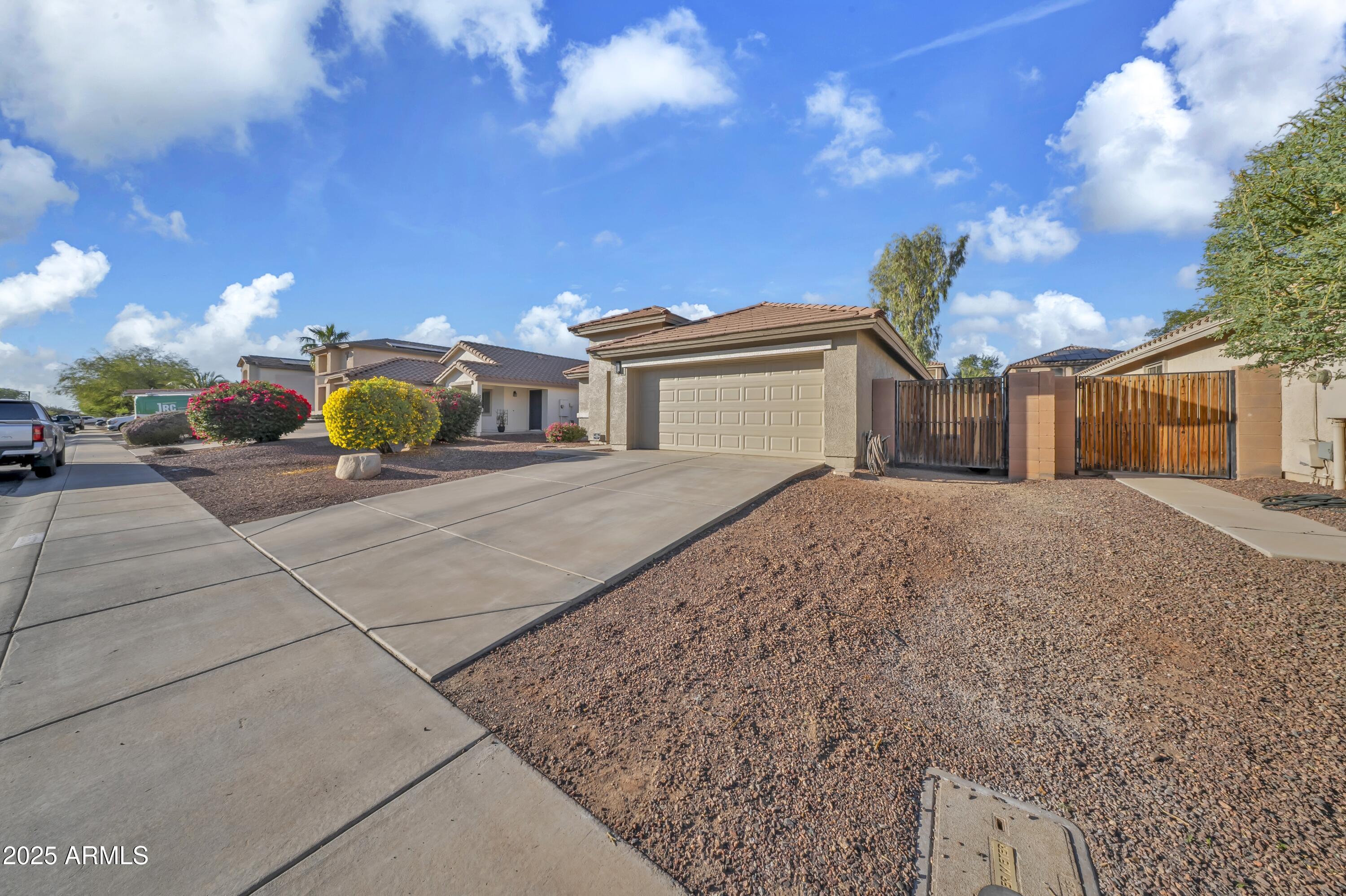 25578 W ST CATHERINE Avenue