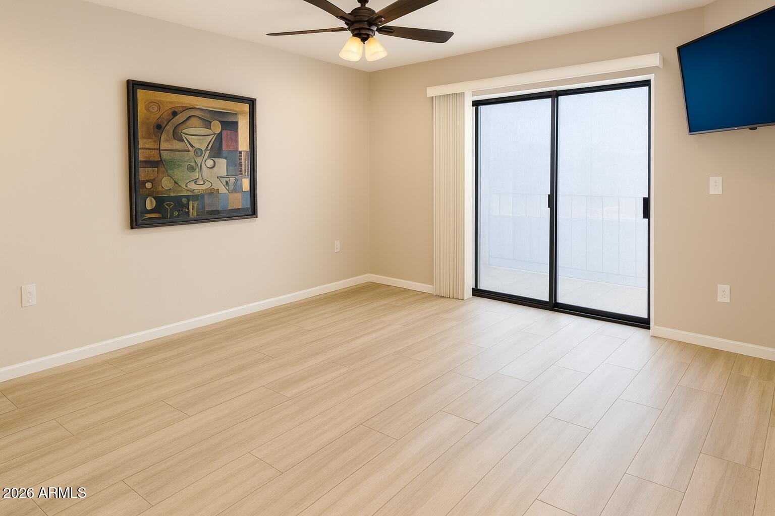 3033 E DEVONSHIRE Avenue 1009