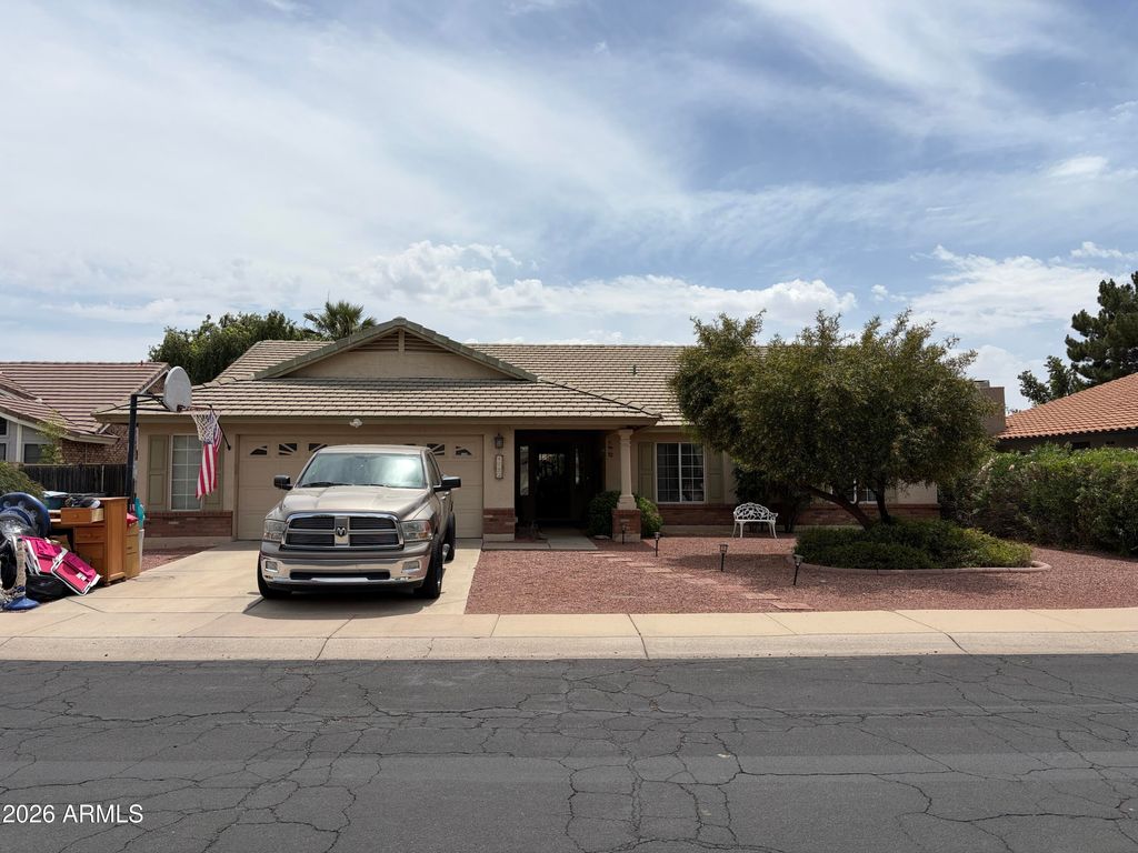 Photo of 4153 W Park View Lane, Glendale, AZ 85310 (MLS # 7030863)