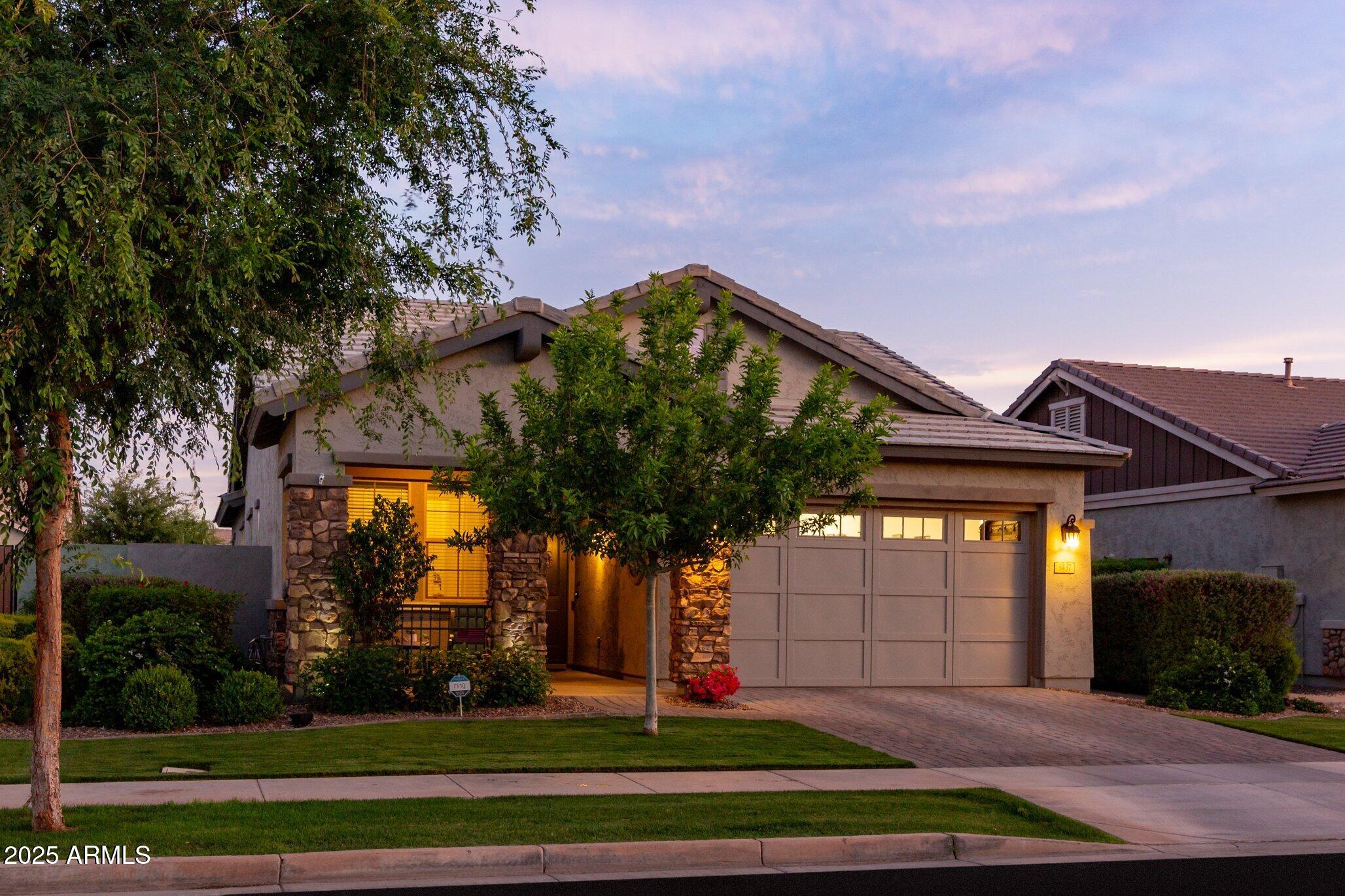 3437 E APPALOOSA Road