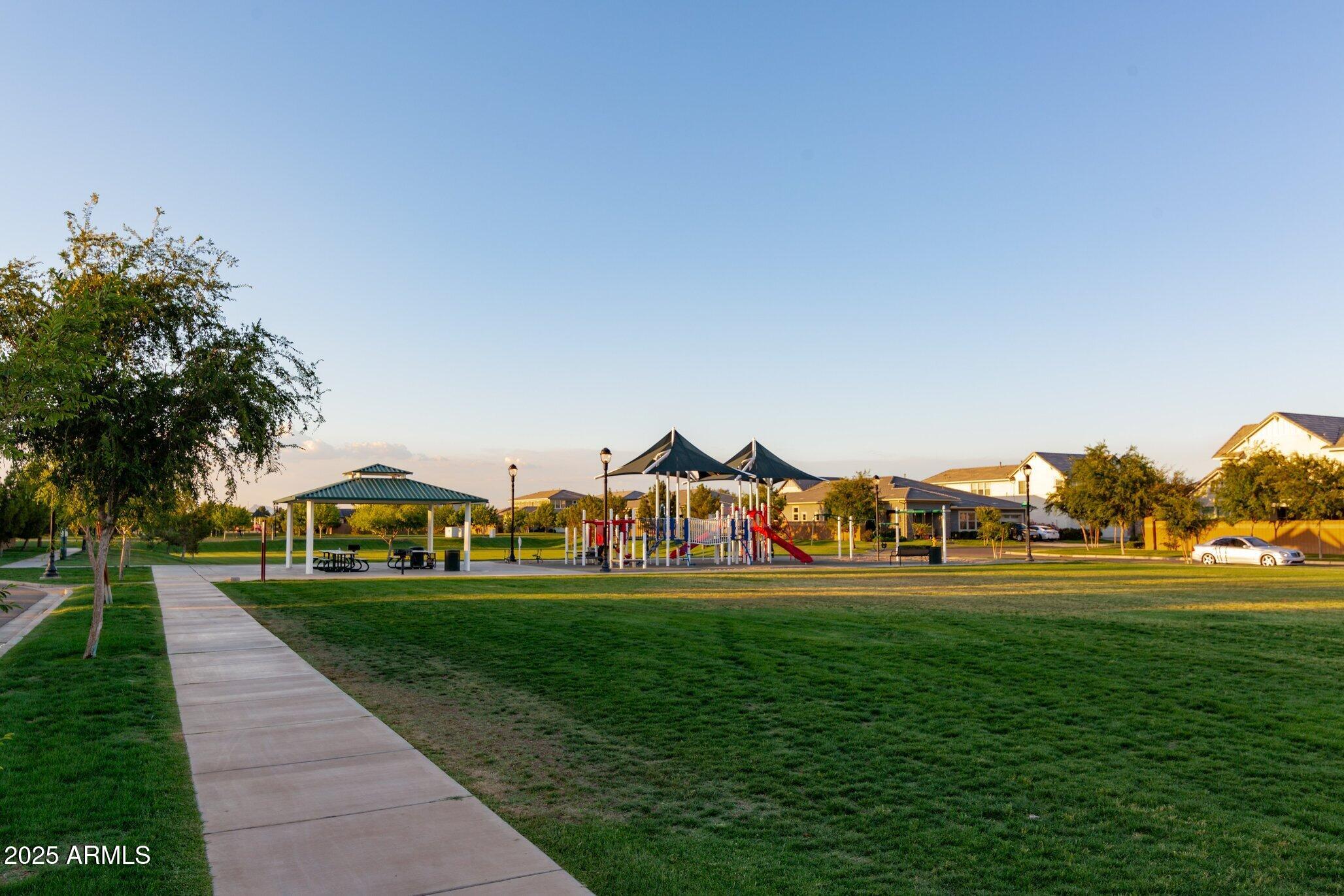 3437 E APPALOOSA Road