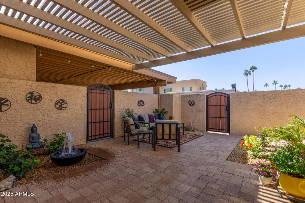 Photo of 4525 N 66th Street #128, Scottsdale, AZ 85251 (MLS # 6952054)