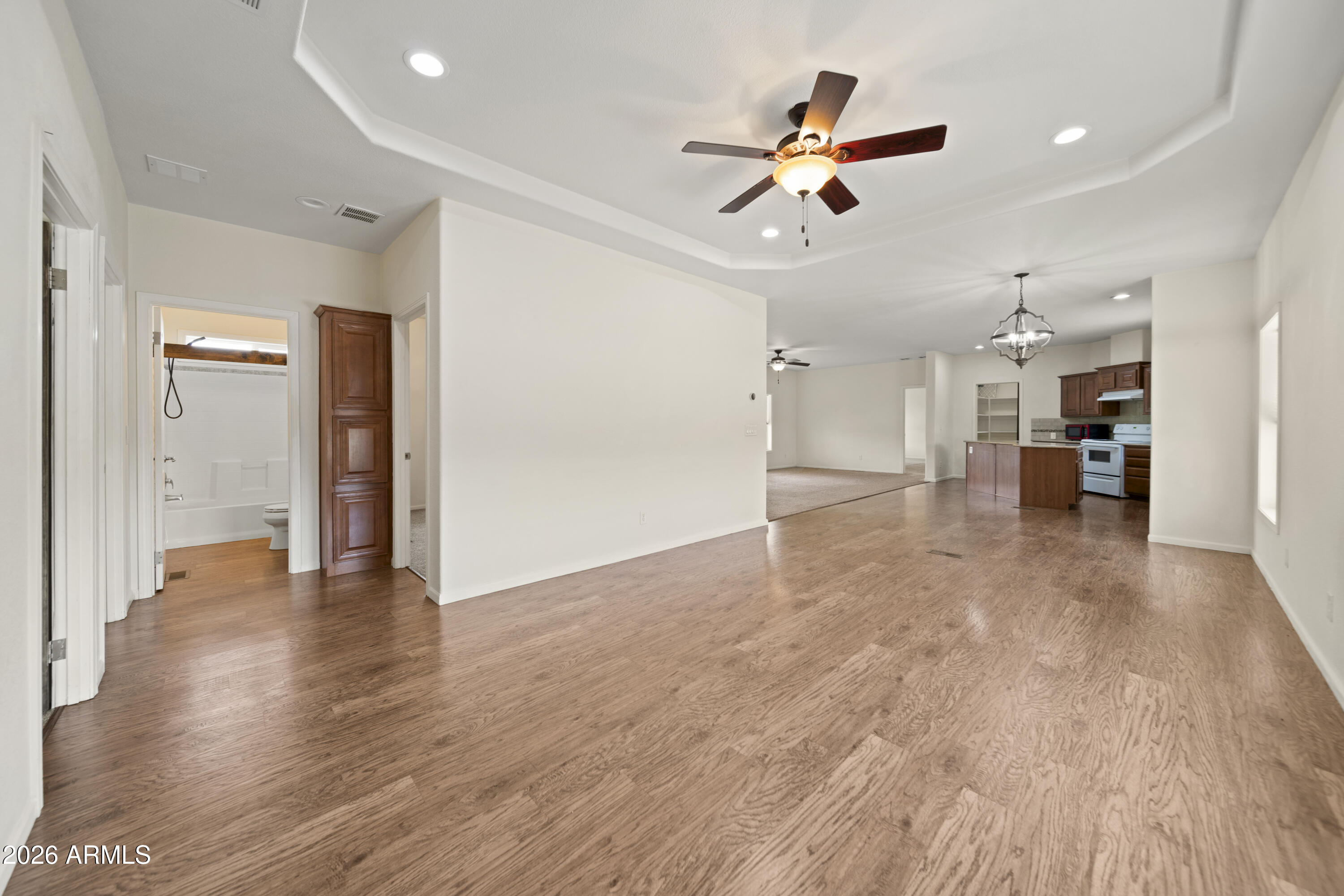 39624 N Central Avenue