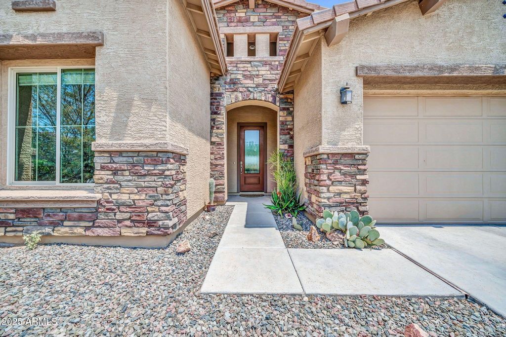 Photo of 18936 W Oregon Avenue, Litchfield Park, AZ 85340 (MLS # 6896525)