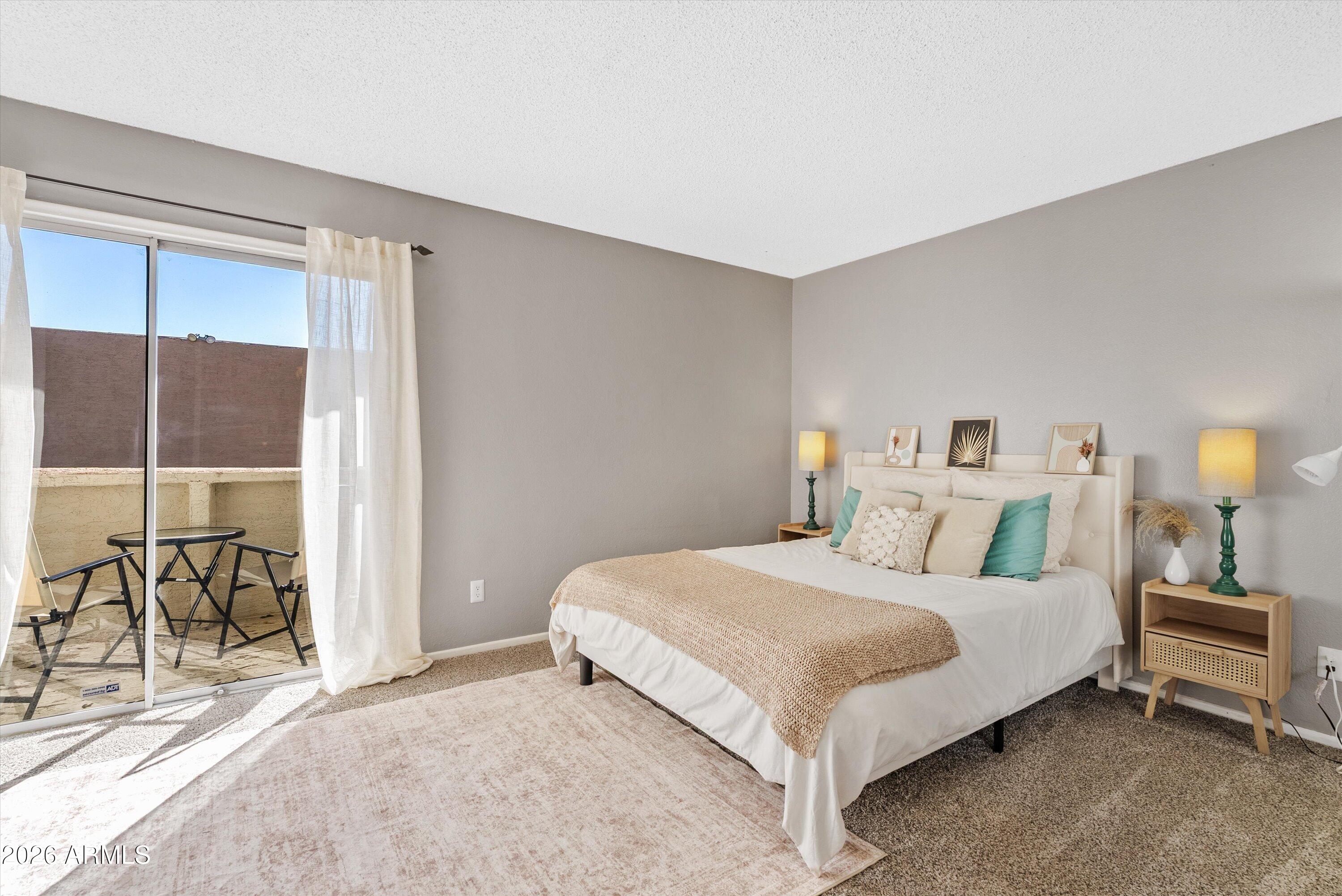 604 E WEBER Drive 18