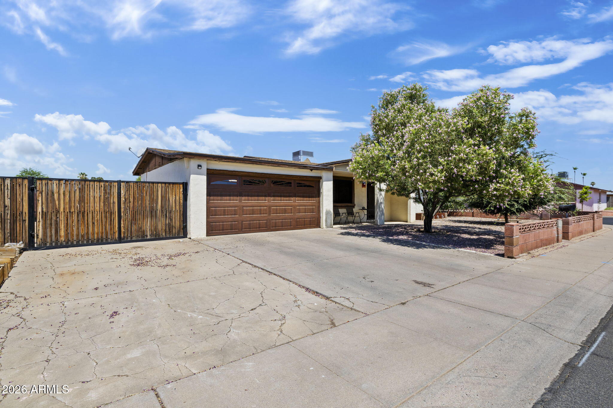 5532 N 68TH Avenue