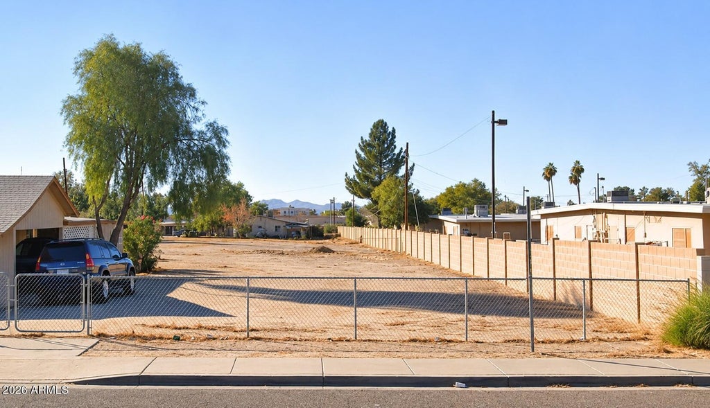 Photo of 10460 N 85th Avenue #72, Peoria, AZ 85345 (MLS # 7095972)