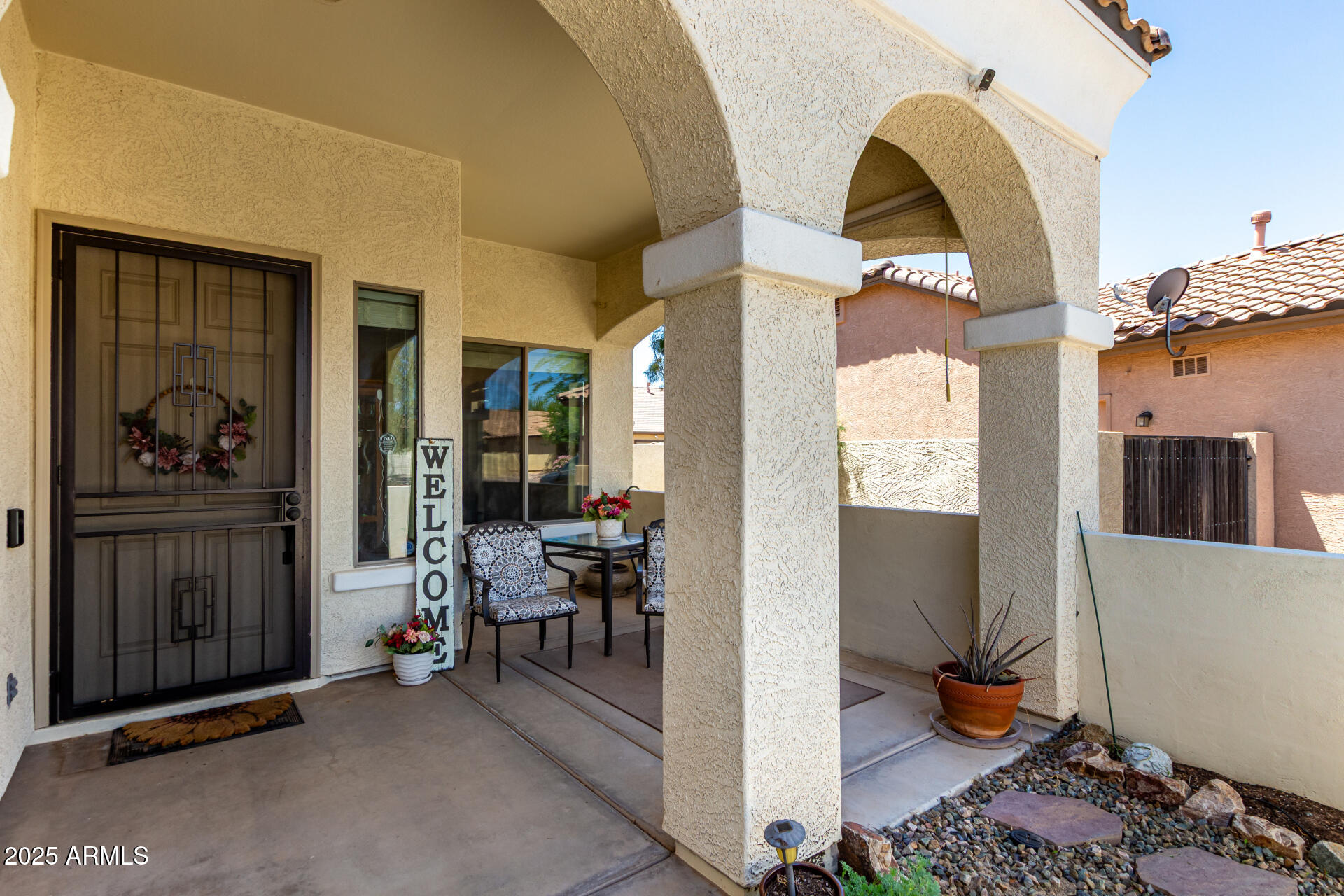 2489 E SEQUOIA Drive