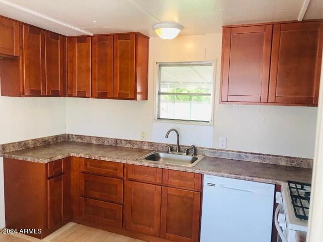 2460 E MAIN Street A17