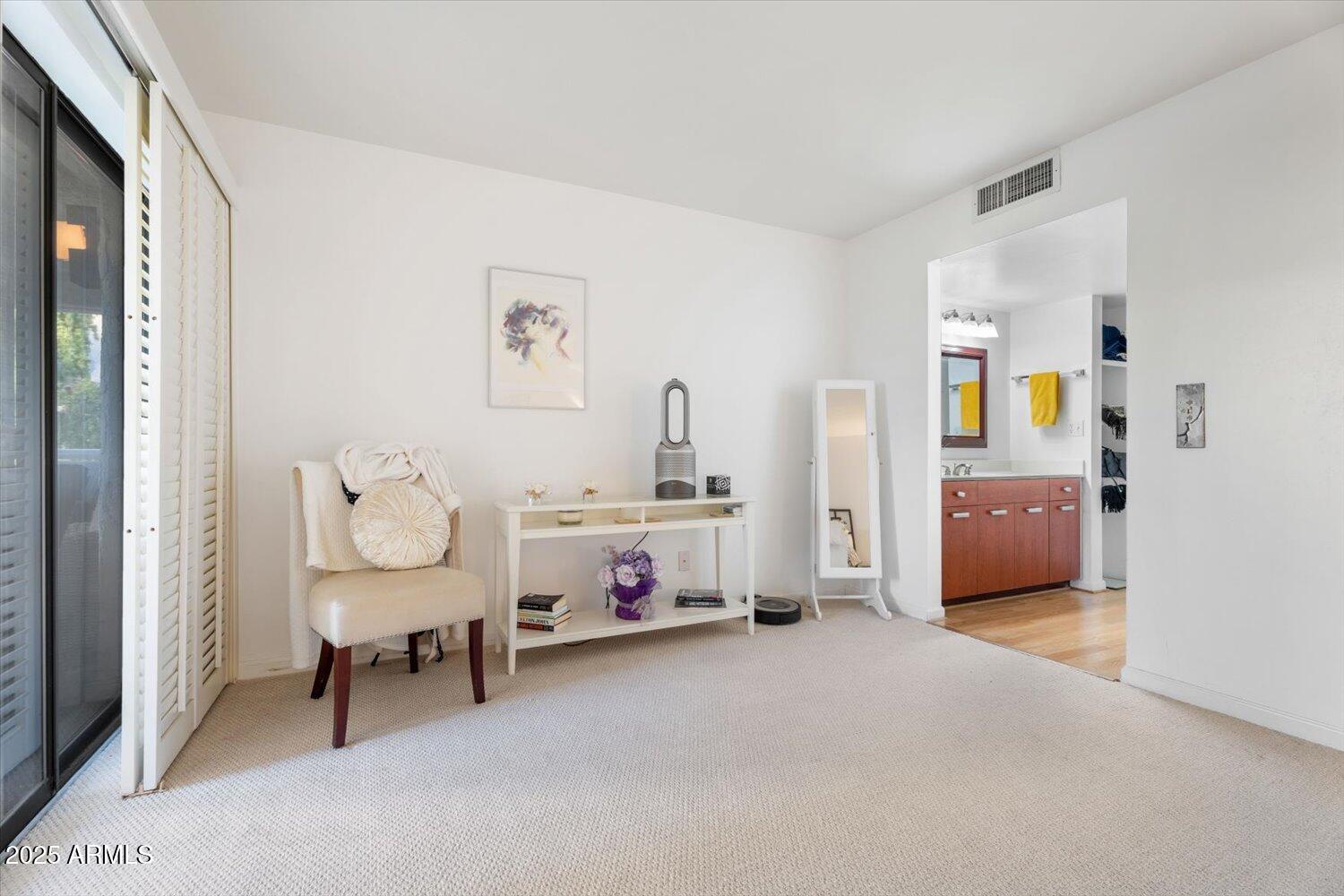 Phoenix, Arizona 85016, United States, 3 Bedrooms Bedrooms, ,2 BathroomsBathrooms,Residential,Active,200384