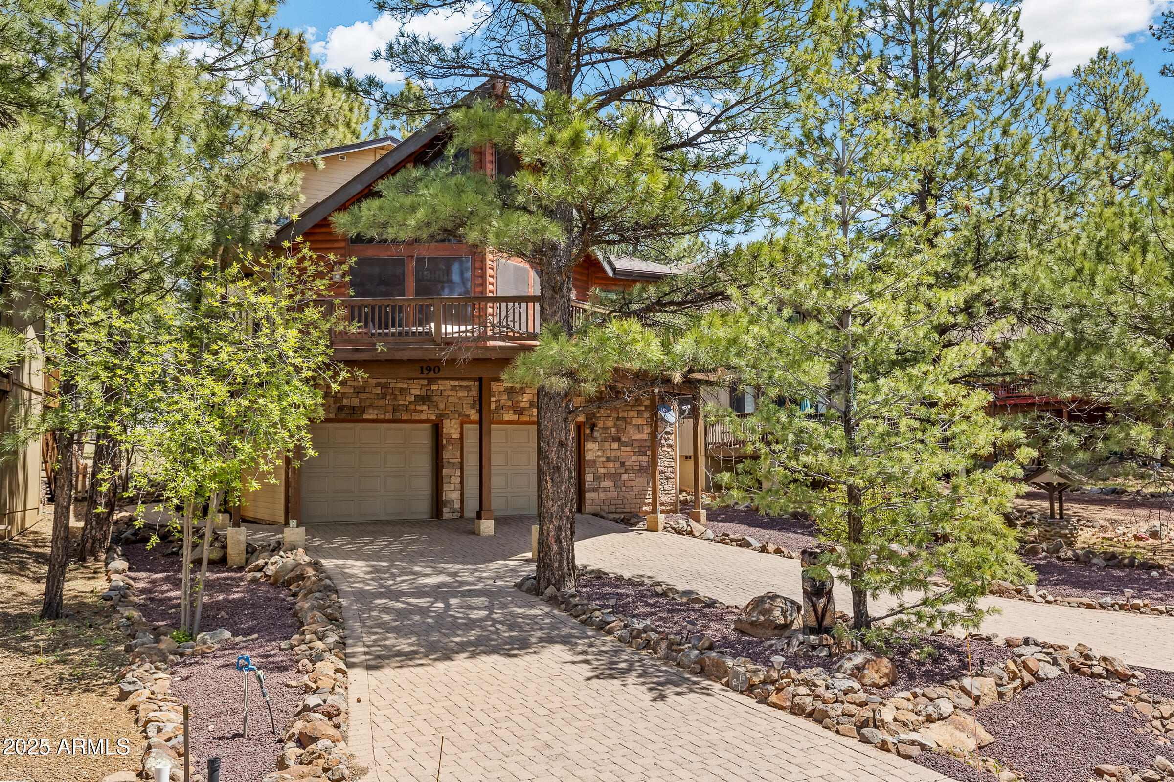190 SANDIA Circle
