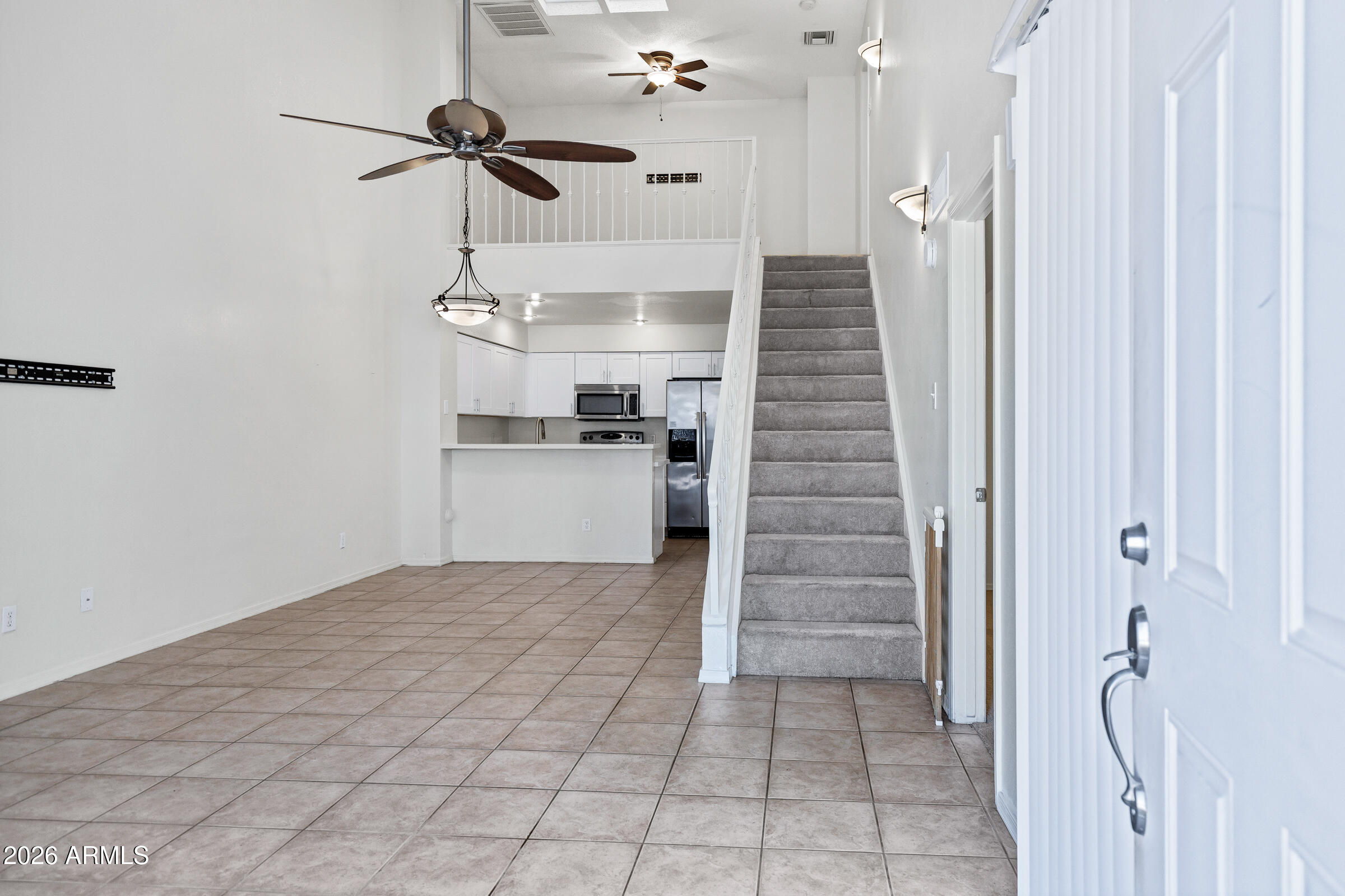 1717 E UNION HILLS Drive 1073