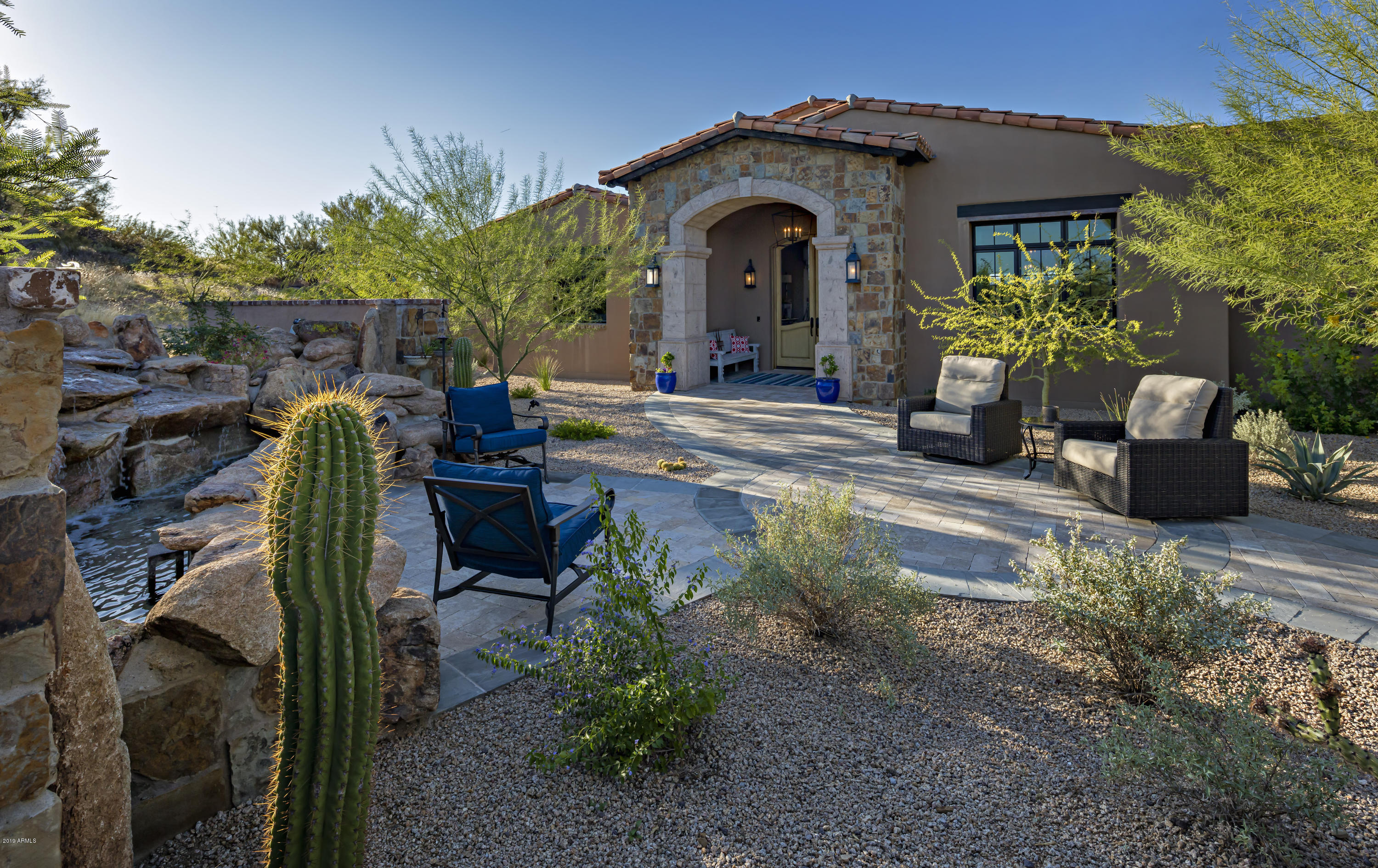 WHISPER ROCK UNIT 3 - Residential