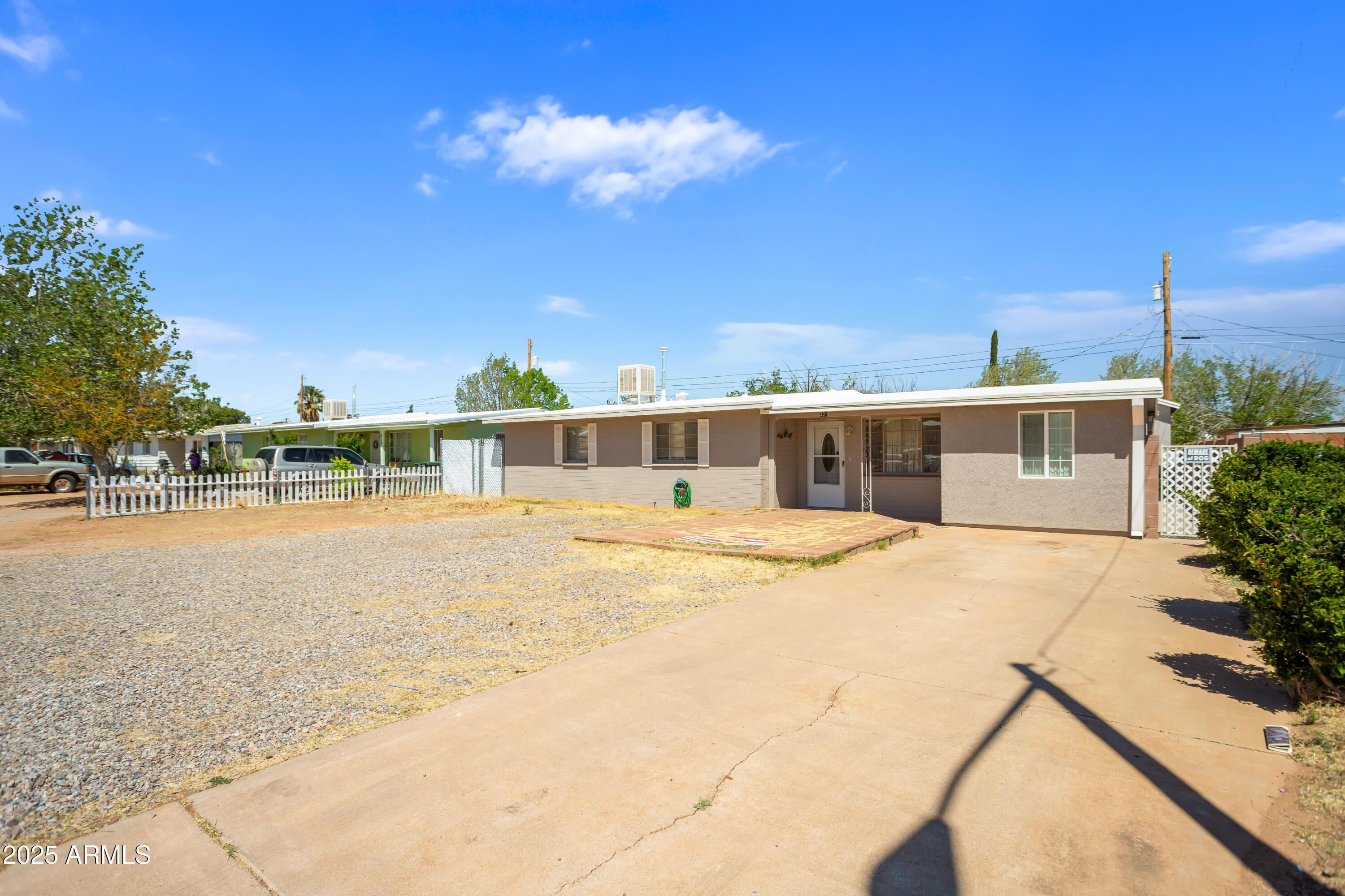 GARDEN CANYON 2 - Residential