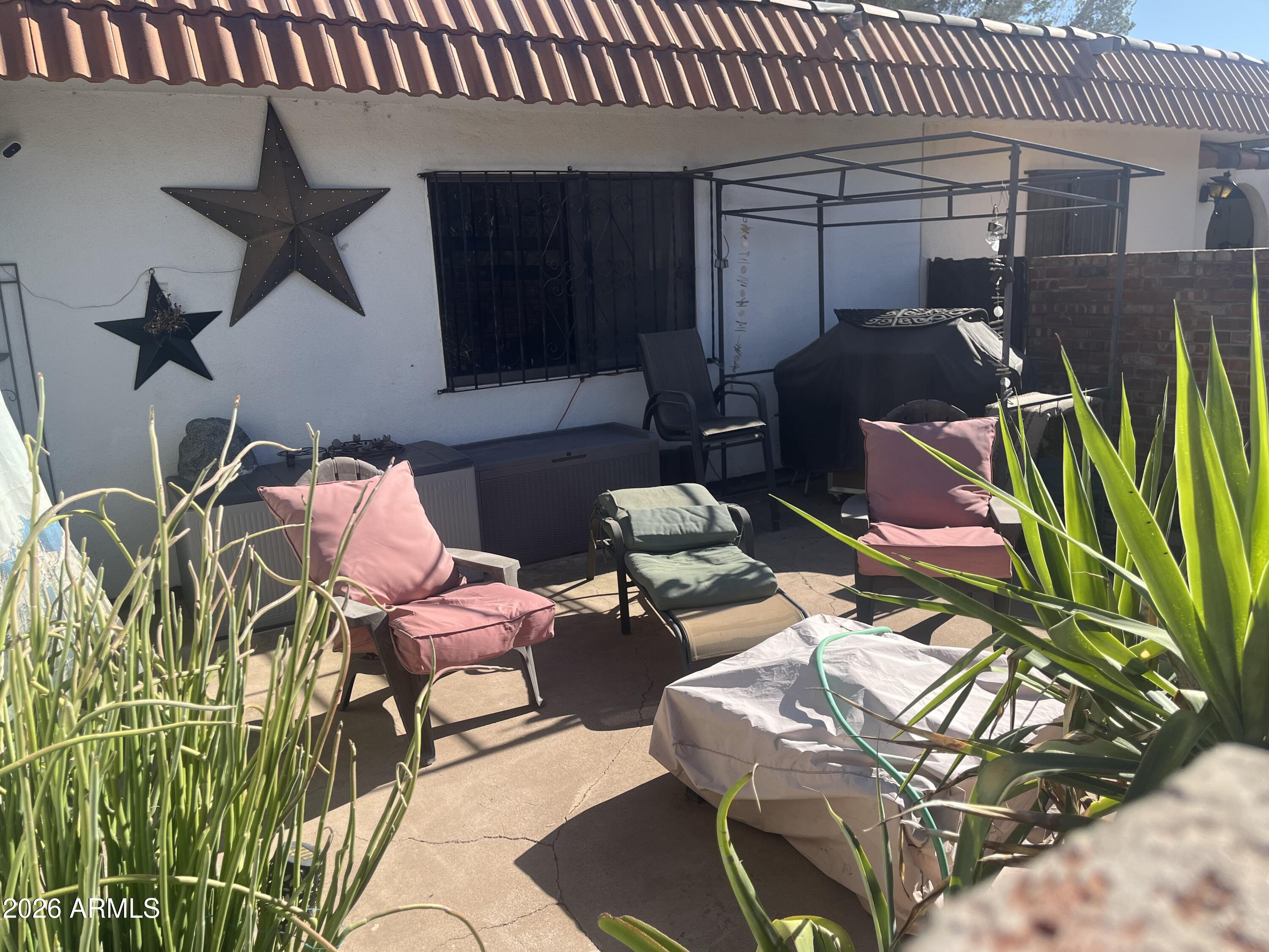 2550 E 15th Street 403