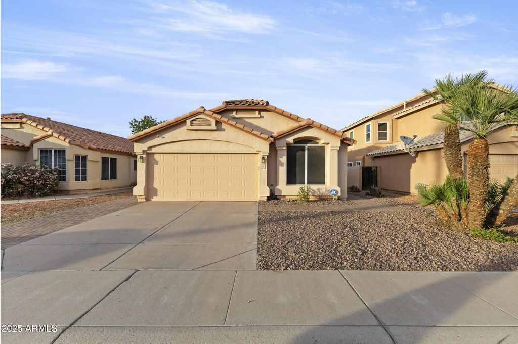 Photo of 1142 W Sparrow Drive, Chandler, AZ 85286 (MLS # 6955807)